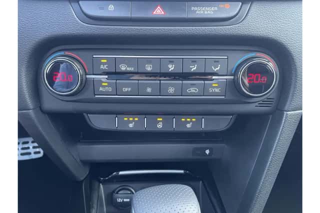 Kia XCeed (2025) thumbnail 12