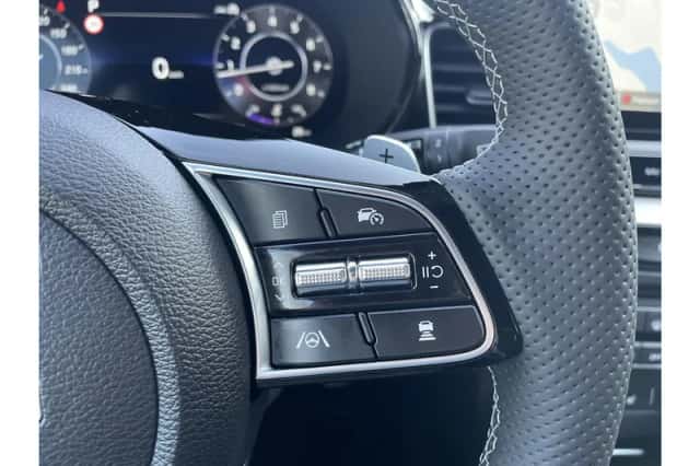 Kia XCeed (2025) thumbnail 16