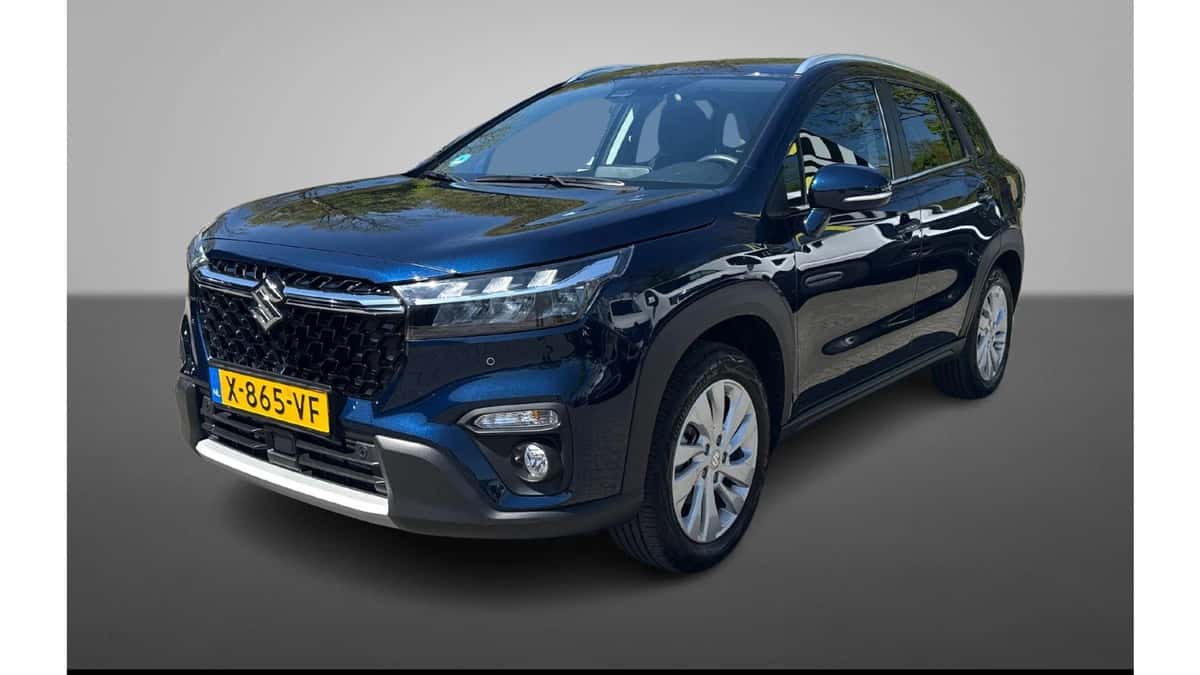 Suzuki S-Cross (2024) — foto 1
