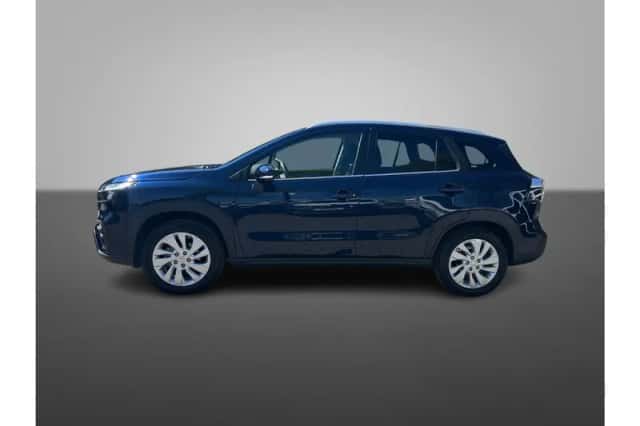 Suzuki S-Cross (2024) thumbnail 2