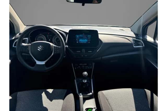 Suzuki S-Cross (2024) thumbnail 9