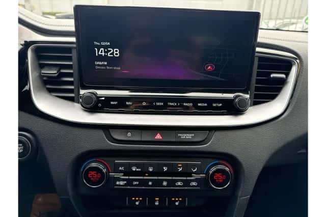 Kia Ceed Sportswagon (2020) thumbnail 13