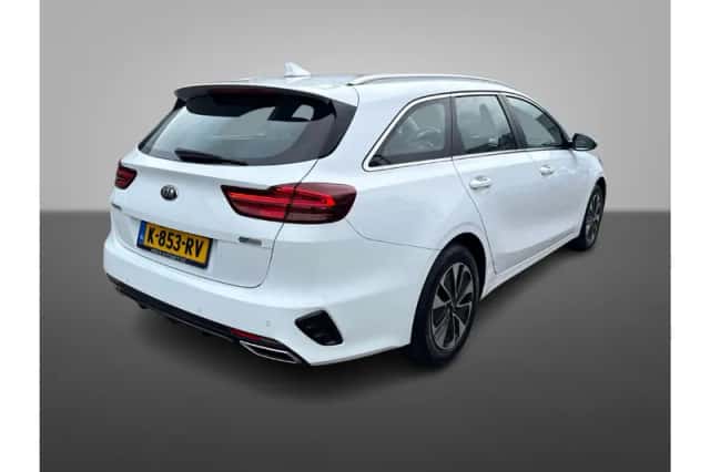 Kia Ceed Sportswagon (2020) thumbnail 4
