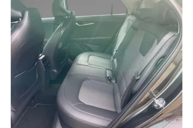 Kia Niro (2025) thumbnail 6