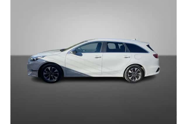 Kia Ceed Sportswagon (2025) thumbnail 2