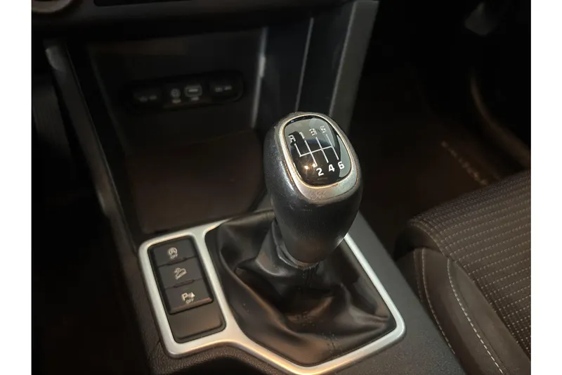 Kia Sportage (2018) thumbnail 15