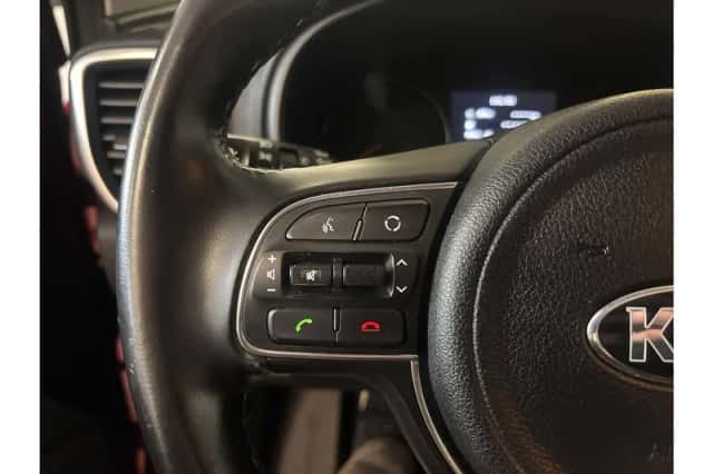 Kia Sportage (2018) thumbnail 17