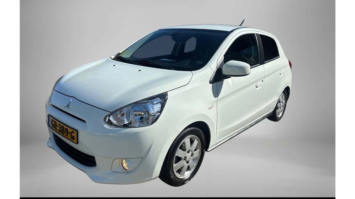 Mitsubishi Space Star (2015) — foto 1