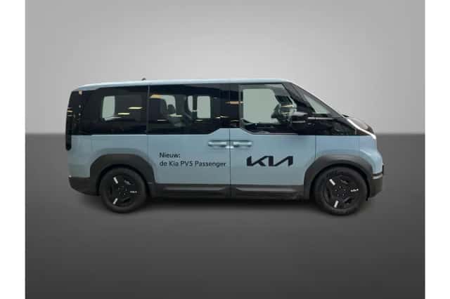Kia PV5 (2025) thumbnail 3