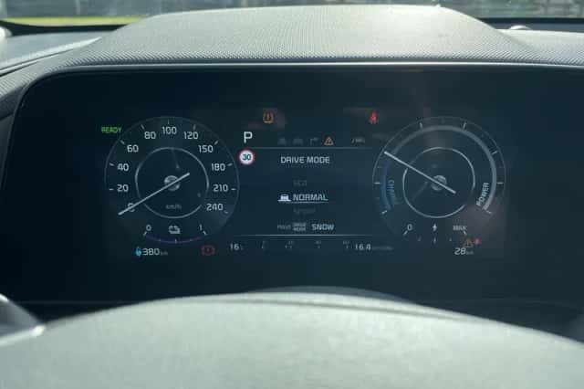 Kia Niro EV (2025) thumbnail 18