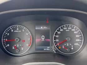 Kia Picanto (2024) thumbnail 5
