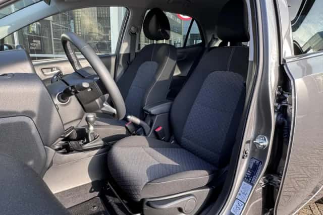 Kia Picanto (2025) thumbnail 5