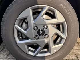 Kia Picanto (2025) thumbnail 6