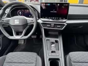 SEAT Leon (2025) thumbnail 3