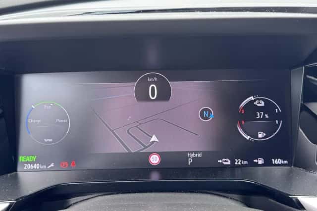 Opel Grandland (2024) thumbnail 5