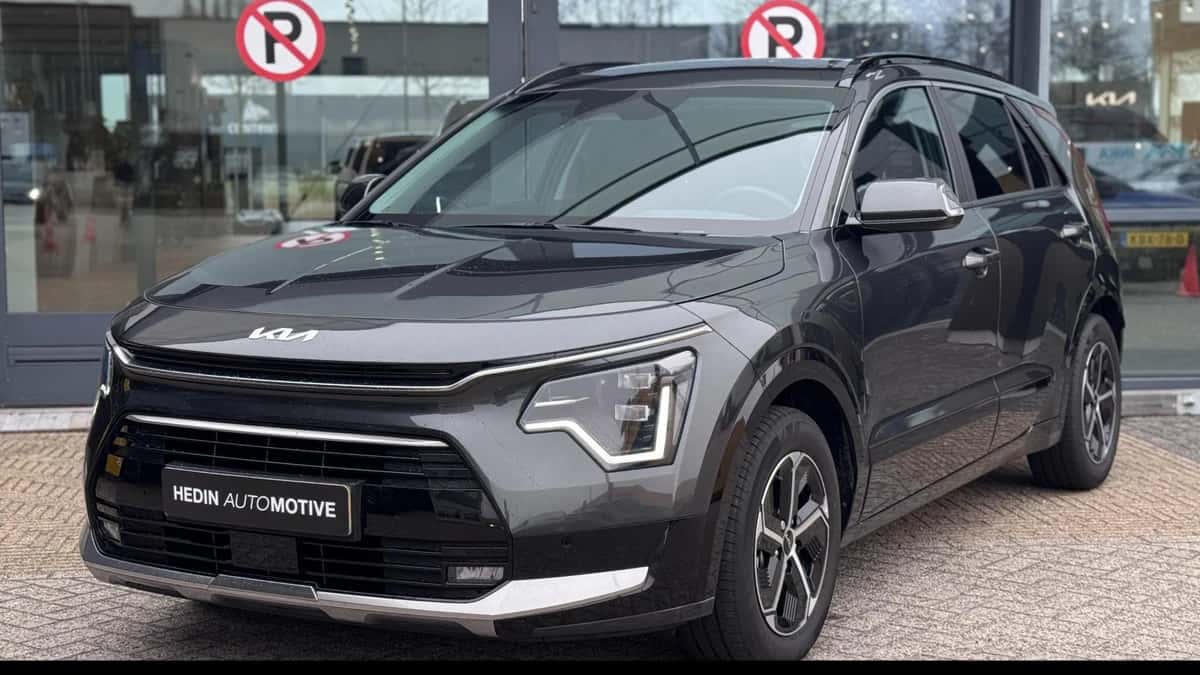 Kia Niro (2025) — foto 1