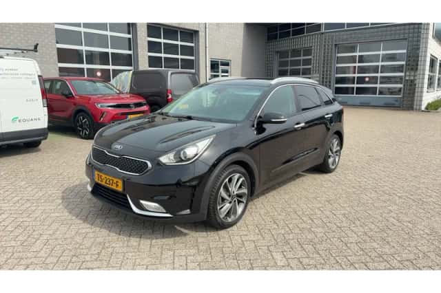 Kia Niro (2018) thumbnail 1