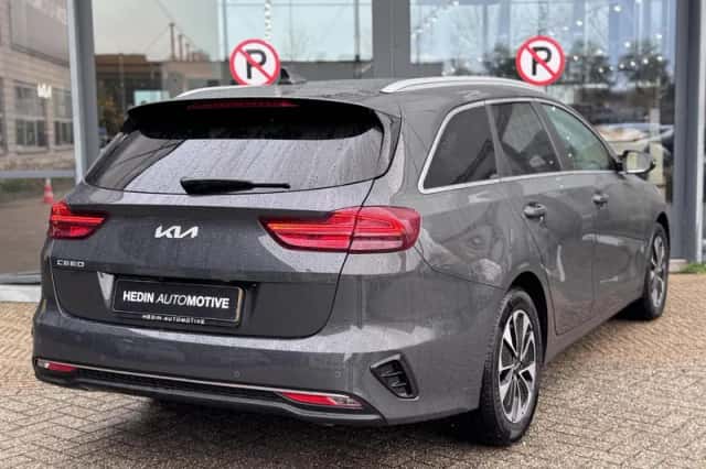 Kia Ceed Sportswagon (2025) thumbnail 2
