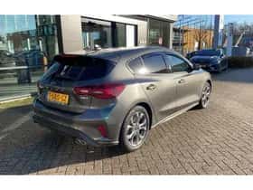 Ford Focus (2023) thumbnail 2