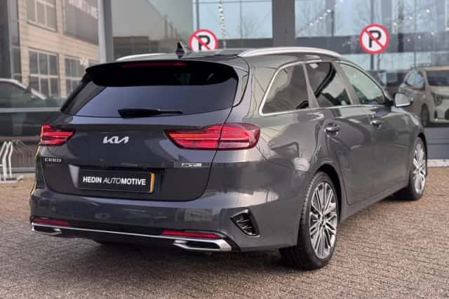 Kia Ceed Sportswagon (2025) thumbnail 2