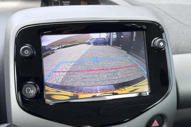 Toyota Aygo (2020) thumbnail 6