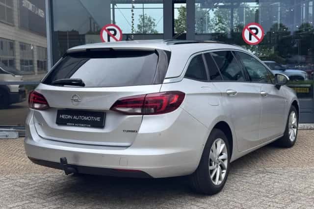 Opel Astra (2019) thumbnail 2