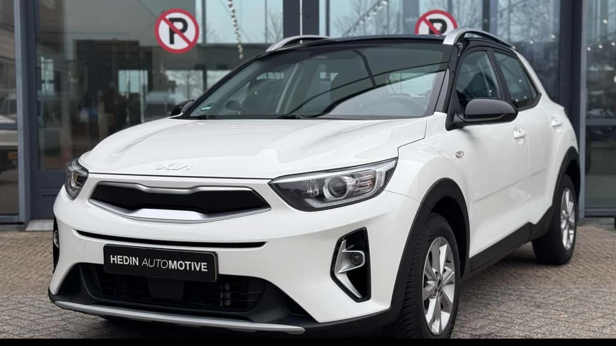 Kia Stonic (2022) — foto 1
