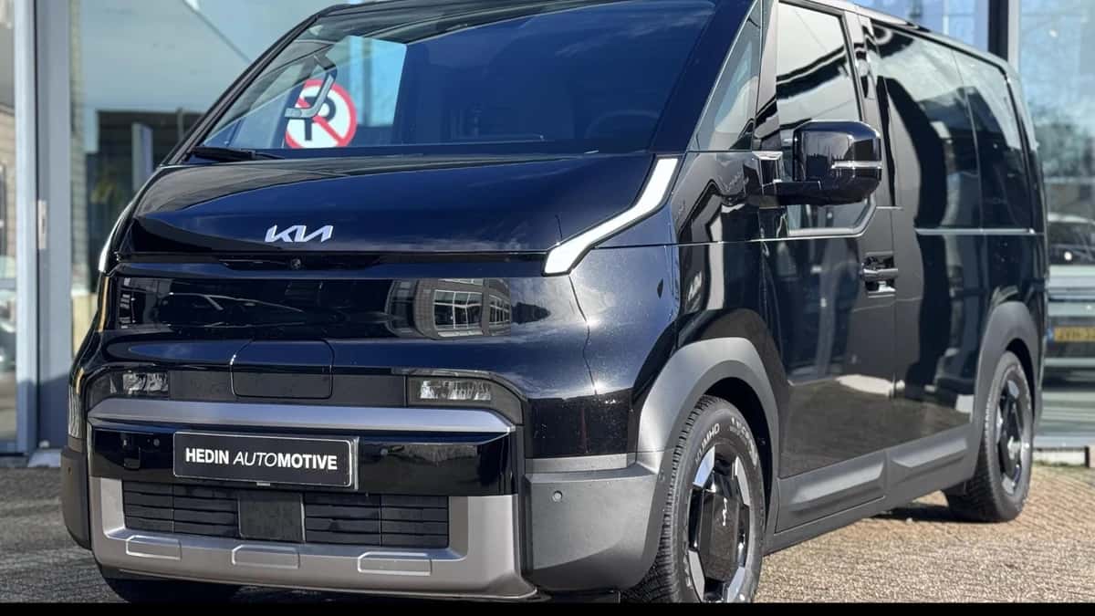 Kia PV5 (2026) — foto 1