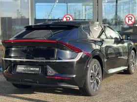 Kia EV6 (2021) thumbnail 2