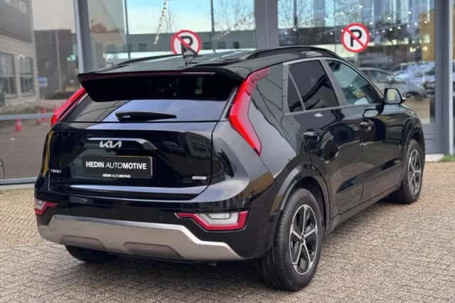 Kia Niro (2025) thumbnail 2