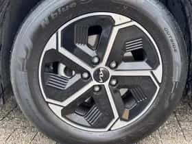 Kia Niro (2025) thumbnail 6