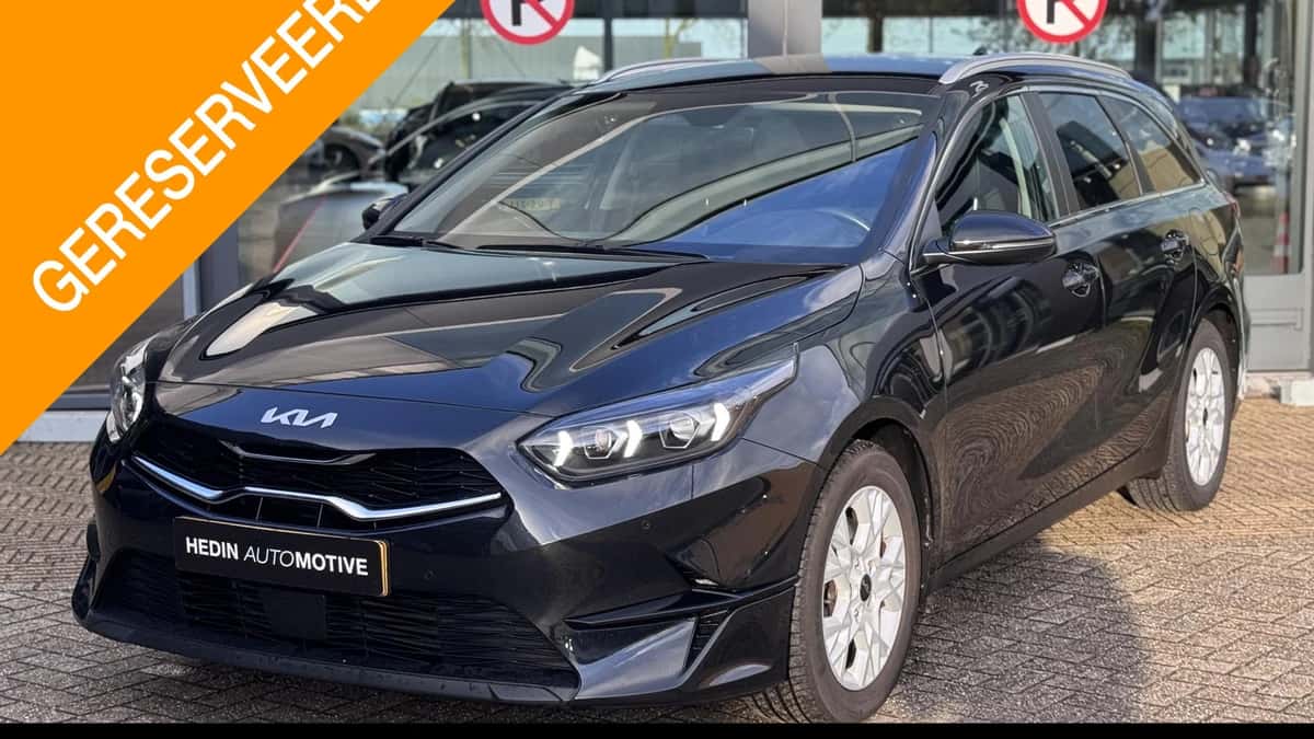 Kia Ceed Sportswagon (2024) — foto 1