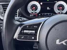 Kia Ceed Sportswagon (2024) thumbnail 23