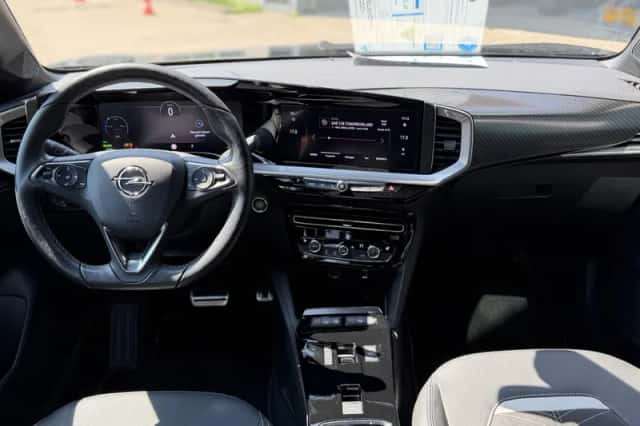 Opel Mokka (2022) thumbnail 3