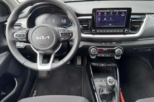 Kia Stonic (2025) thumbnail 3