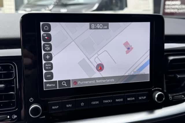 Kia Stonic (2025) thumbnail 6