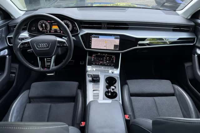 Audi A6 (2022) thumbnail 3