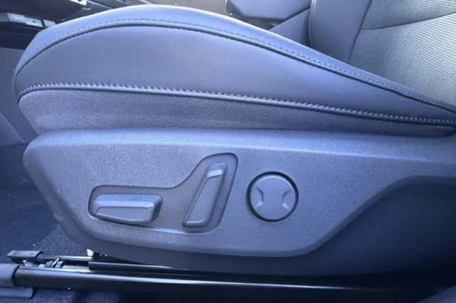 Kia Niro (2025) thumbnail 6