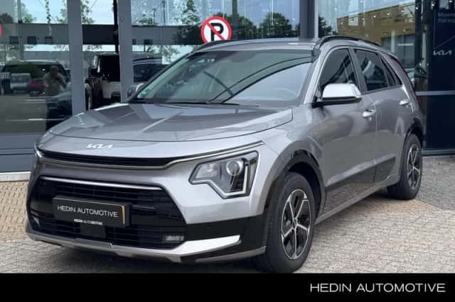 Kia Niro (2025) thumbnail 1