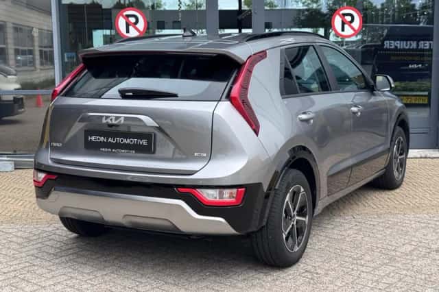 Kia Niro (2025) thumbnail 2