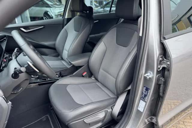 Kia Niro (2025) thumbnail 4