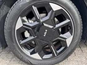 Kia EV6 (2024) thumbnail 5