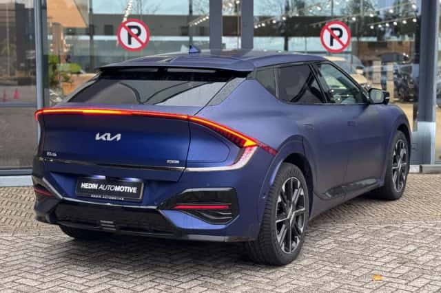 Kia EV6 (2025) thumbnail 2