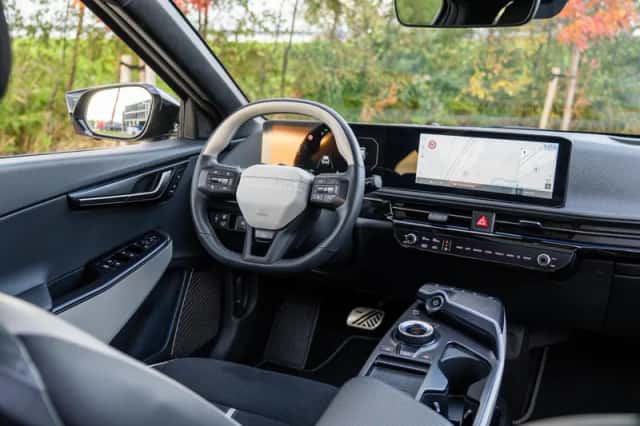 Kia EV6 (2025) thumbnail 3