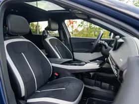 Kia EV6 (2025) thumbnail 8