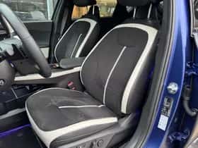 Kia EV6 (2025) thumbnail 9