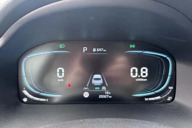 Kia Stonic (2025) thumbnail 5