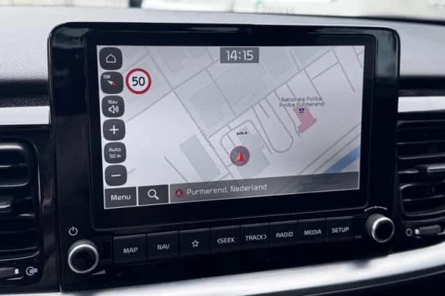 Kia Stonic (2025) thumbnail 6