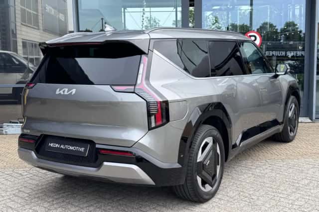 Kia EV9 (2025) thumbnail 2