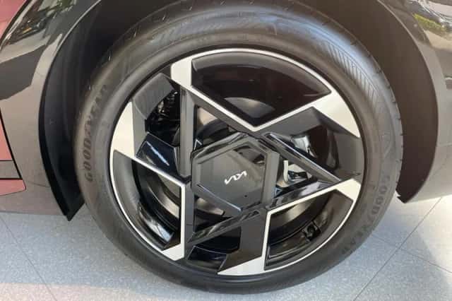 Kia EV4 (2025) thumbnail 5
